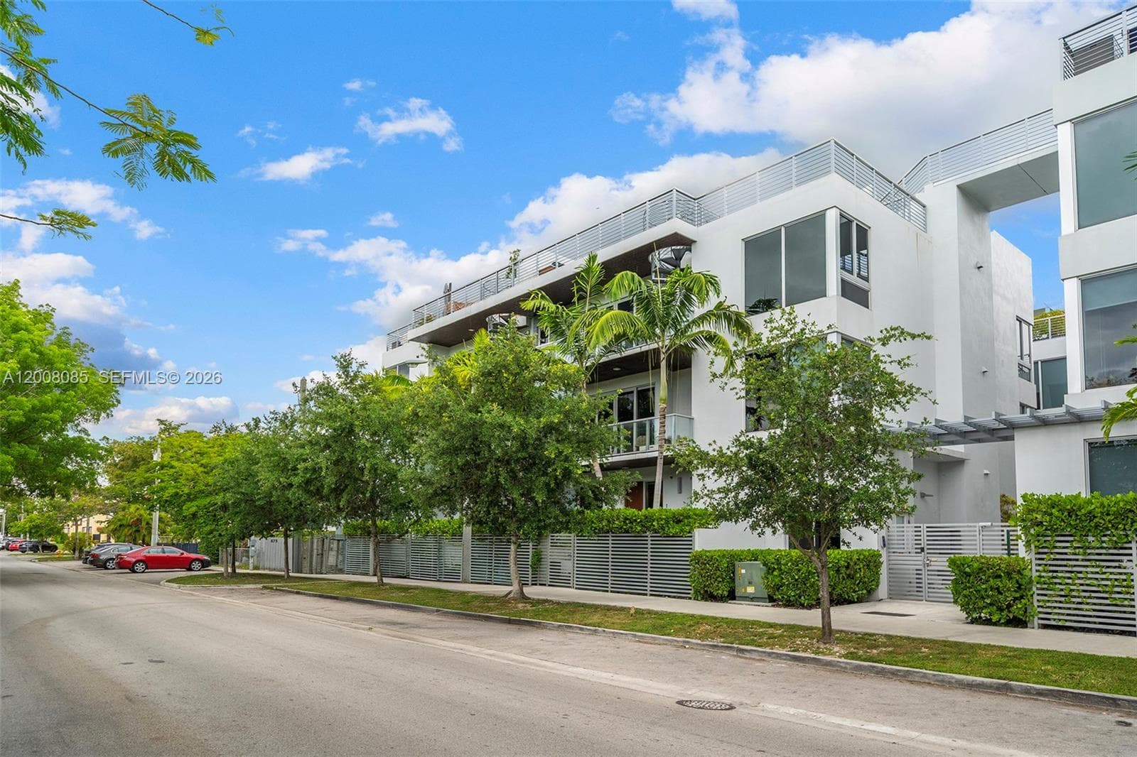545 SW 11th St # 208, Miami FL 33129 — 34