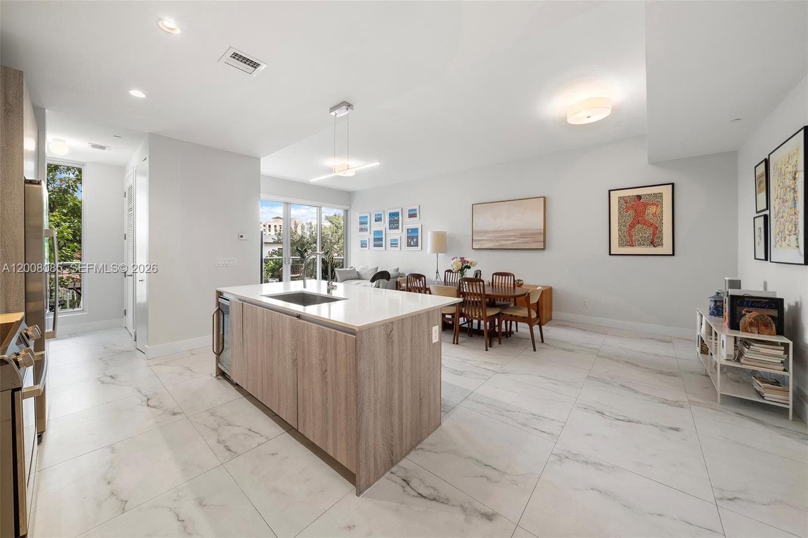545 SW 11th St # 208, Miami FL 33129 — 18