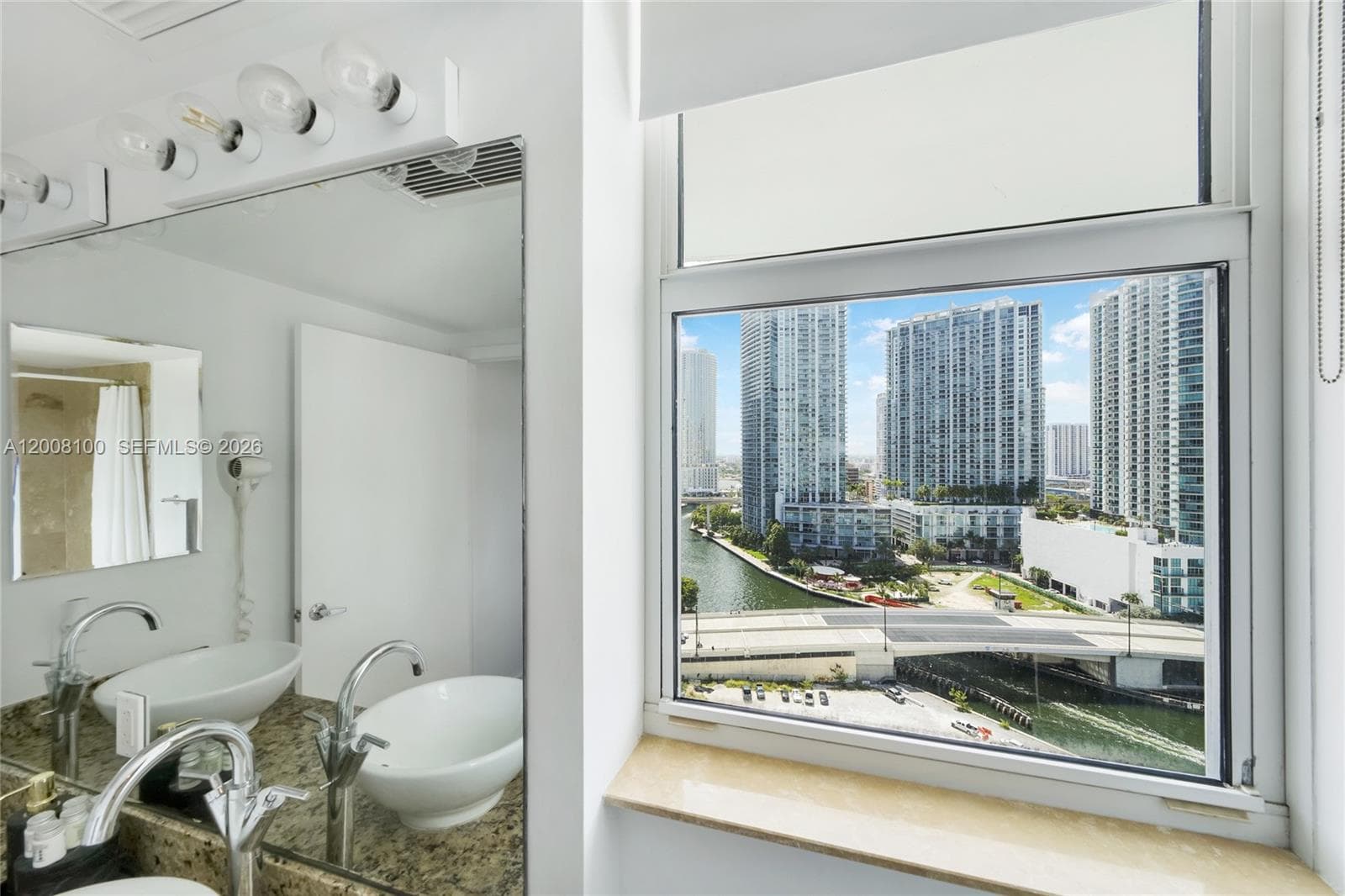 41 SE 5th St # 504, Miami FL 33131 — 7