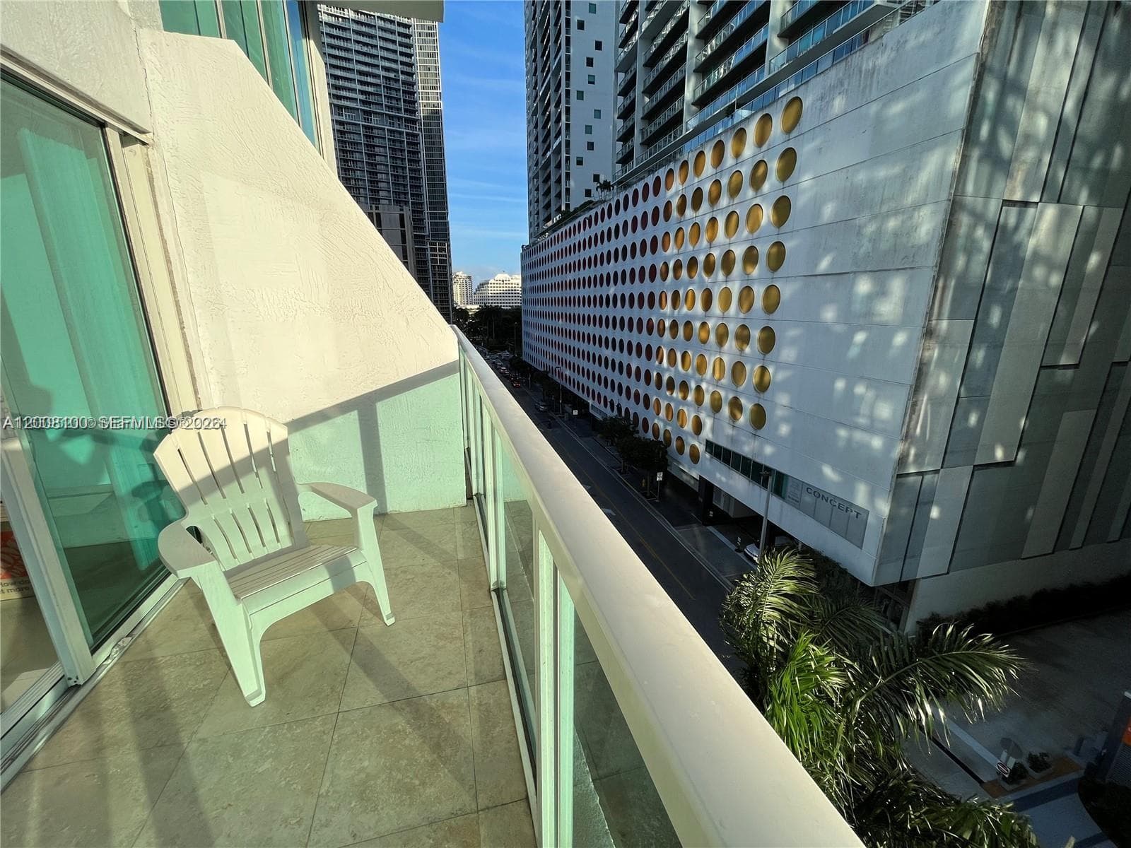 41 SE 5th St # 504, Miami FL 33131 — 14