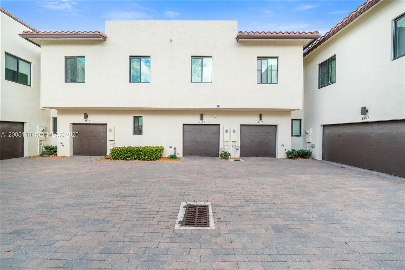 4648 NW 83rd Ave, Doral FL 33166 — 42