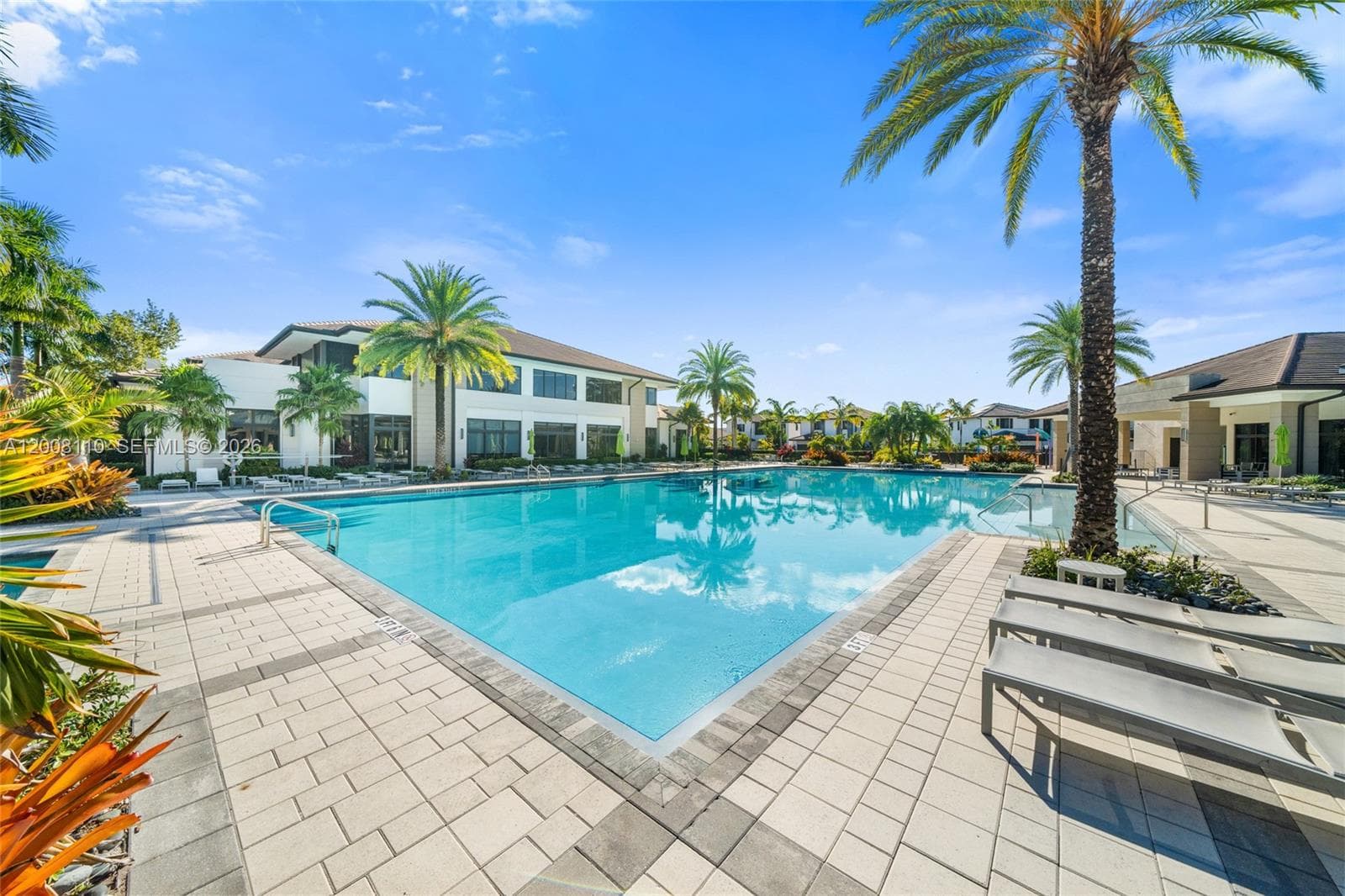 4648 NW 83rd Ave, Doral FL 33166 — 46
