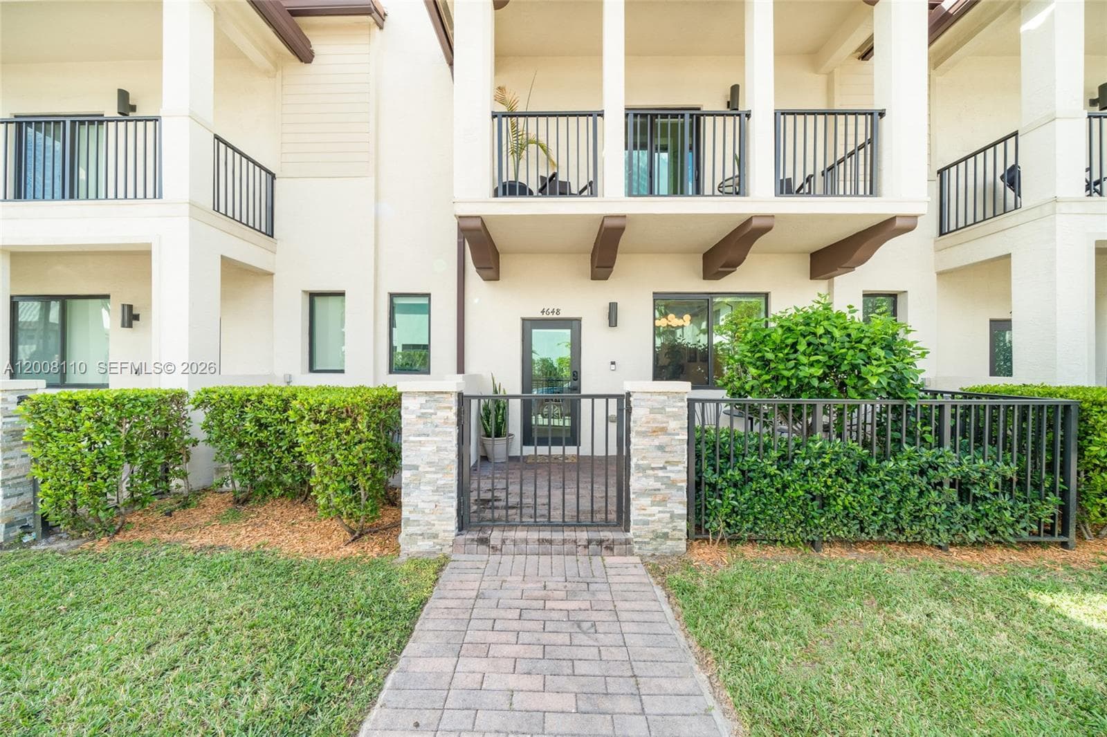 4648 NW 83rd Ave, Doral FL 33166 — 3