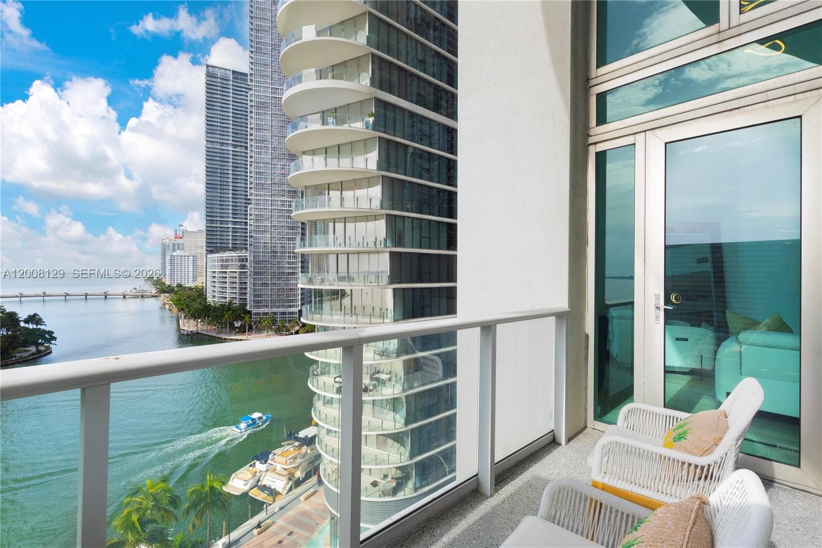300 S Biscayne Blvd # 1014, Miami FL 33131 — 6