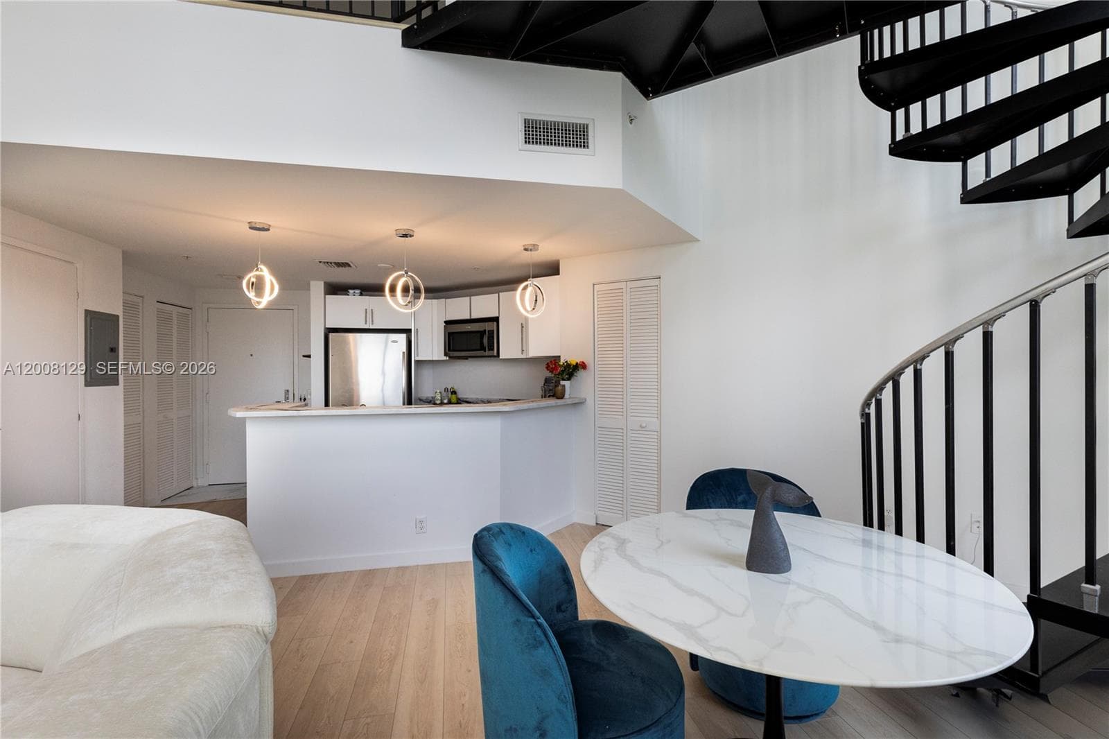 300 S Biscayne Blvd # 1014, Miami FL 33131 — 7