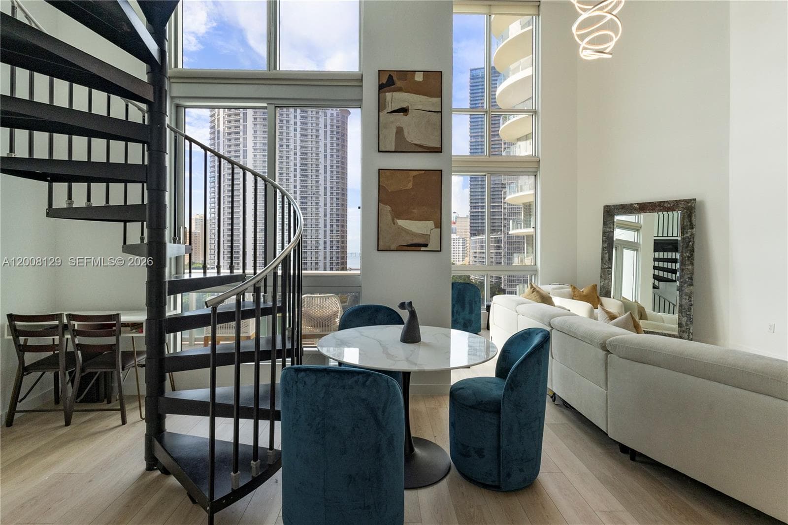 300 S Biscayne Blvd # 1014, Miami FL 33131 — 3