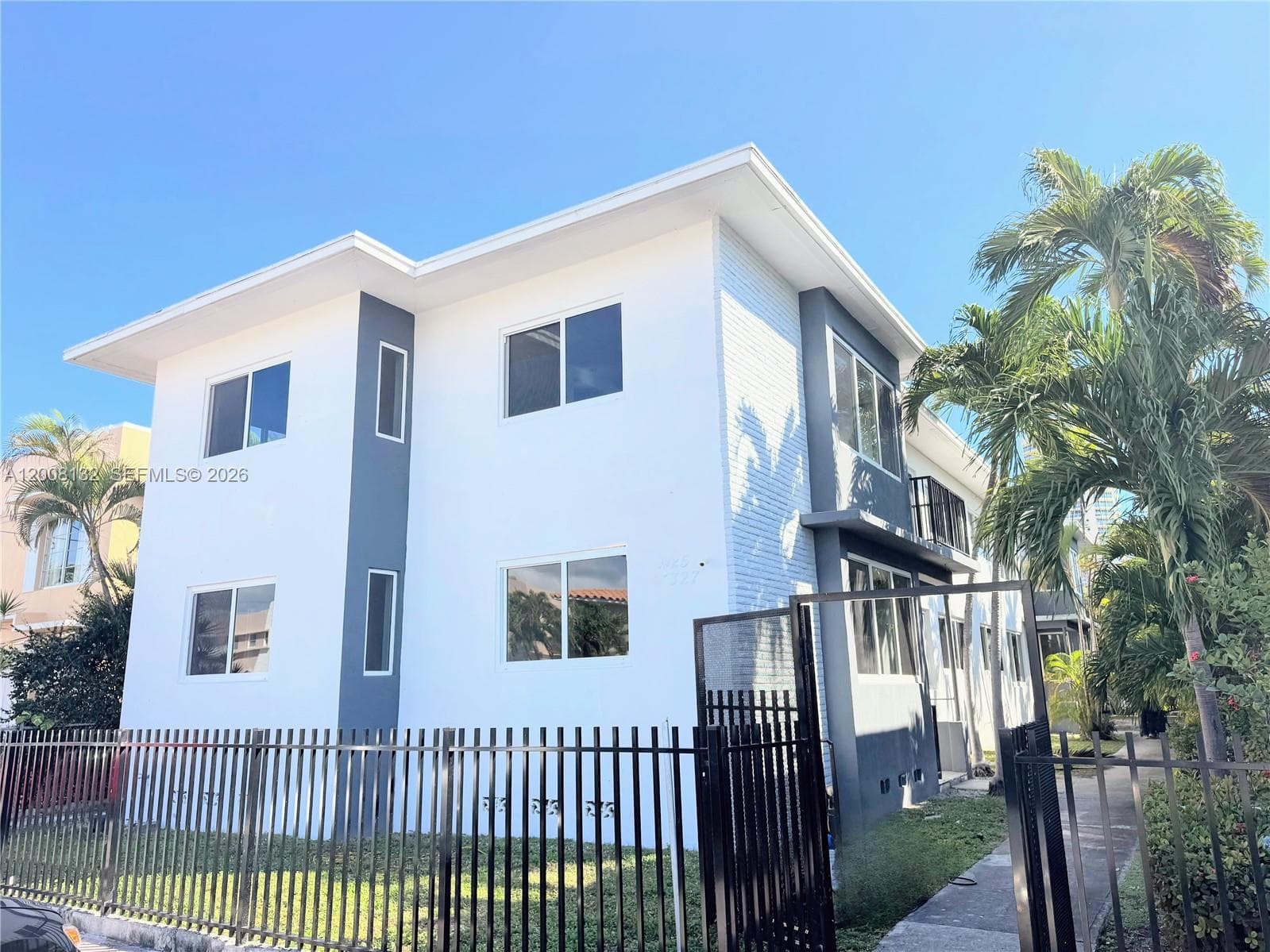 7325 Byron Ave # 3, Miami Beach FL 33141 — 6