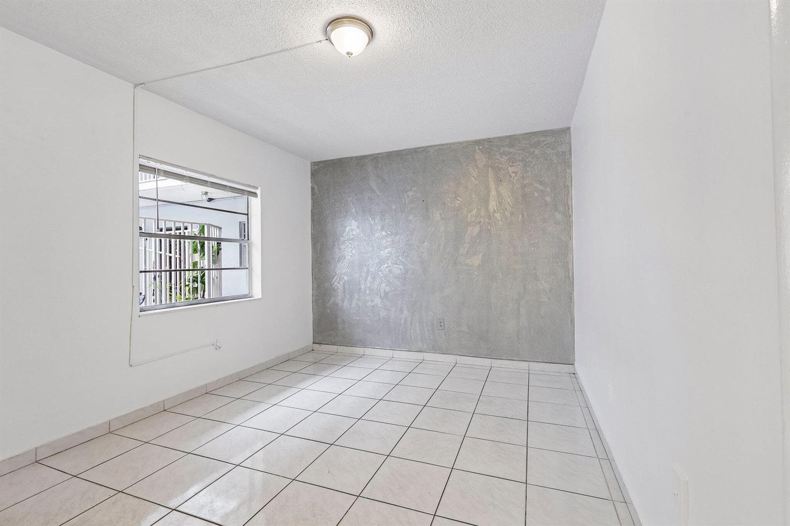 1735 NE 164th Street # E104, North Miami Beach FL 33162 — 12
