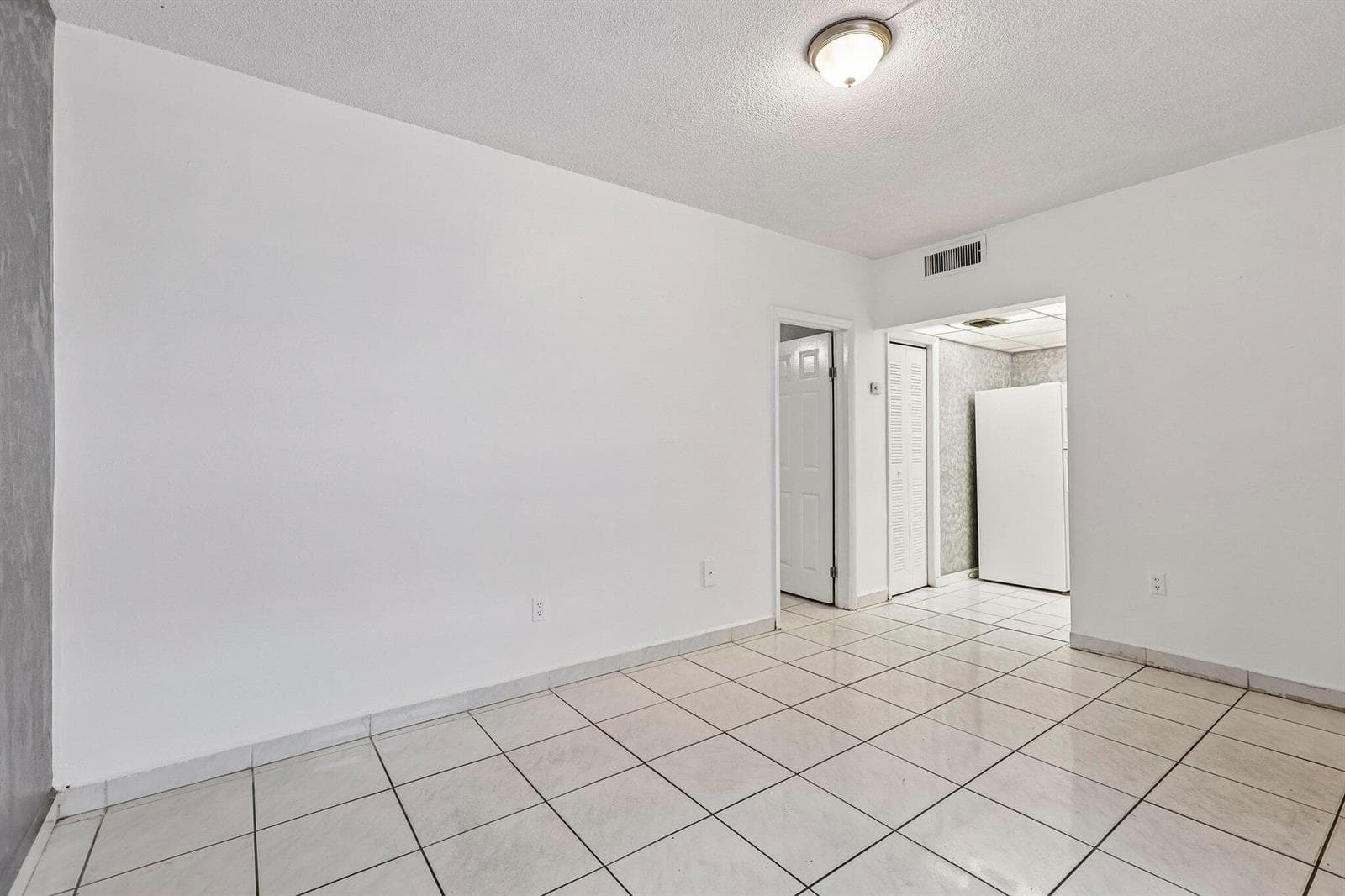 1735 NE 164th Street # E104, North Miami Beach FL 33162 — 14
