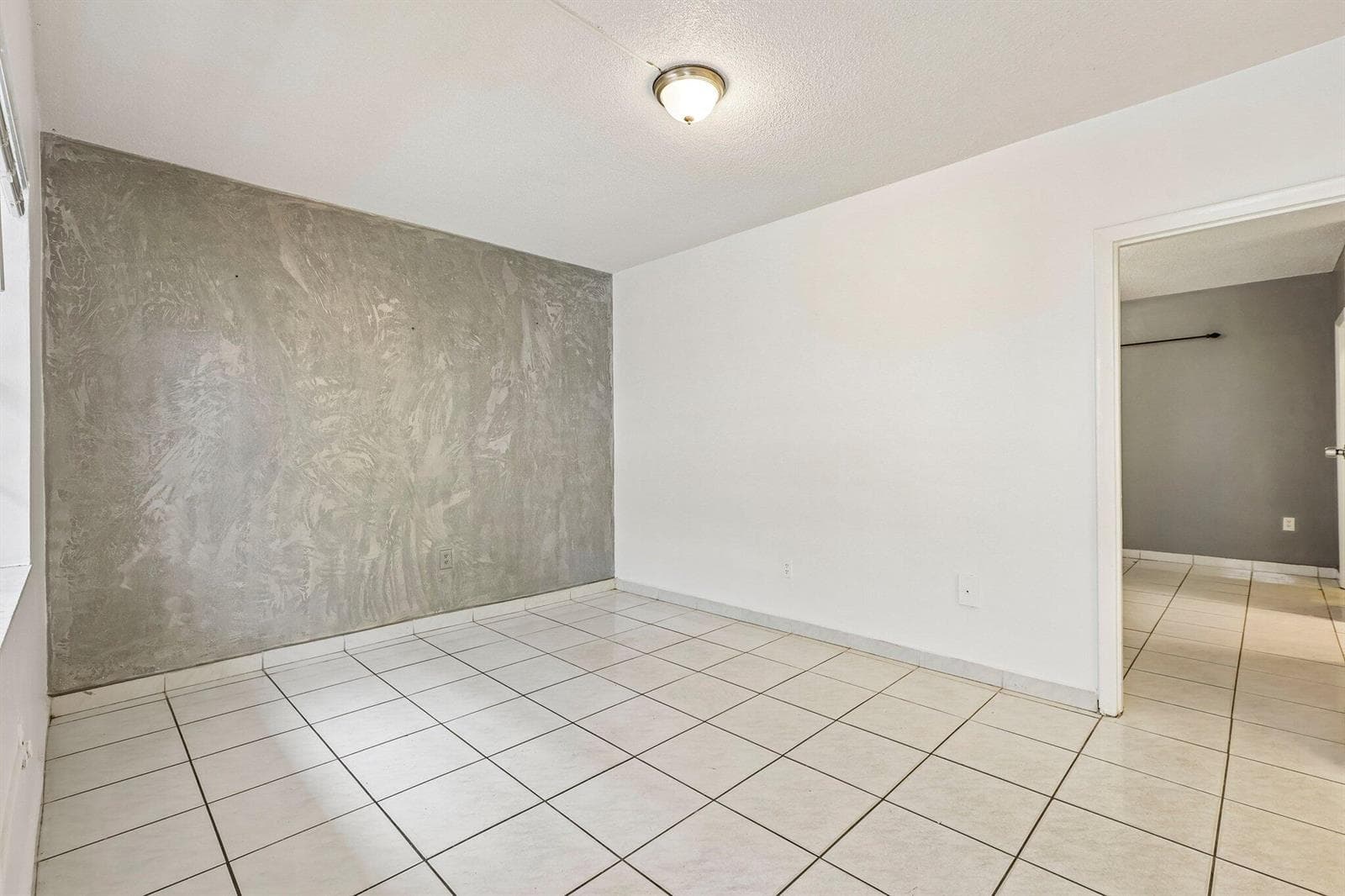 1735 NE 164th Street # E104, North Miami Beach FL 33162 — 11
