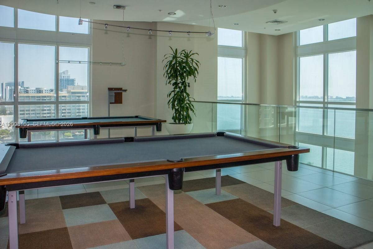 1900 N Bayshore Dr # 4007, Miami FL 33132 — 20