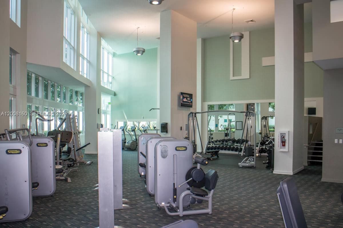 1900 N Bayshore Dr # 4007, Miami FL 33132 — 29