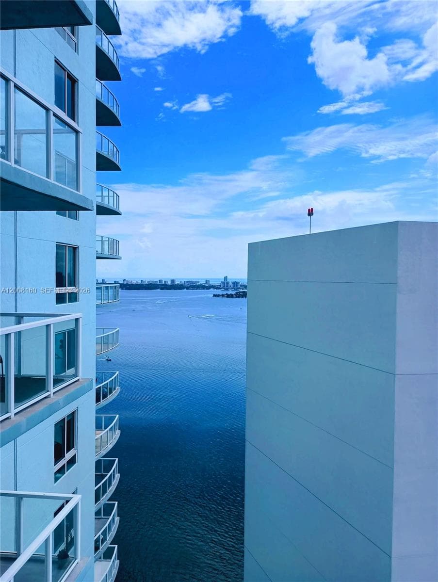 1900 N Bayshore Dr # 4007, Miami FL 33132 — 4