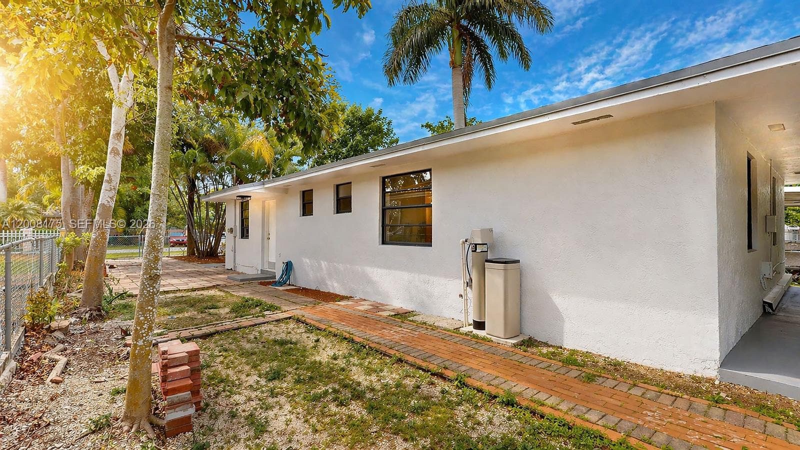 578 SW 2nd St, Florida City FL 33034 — 5