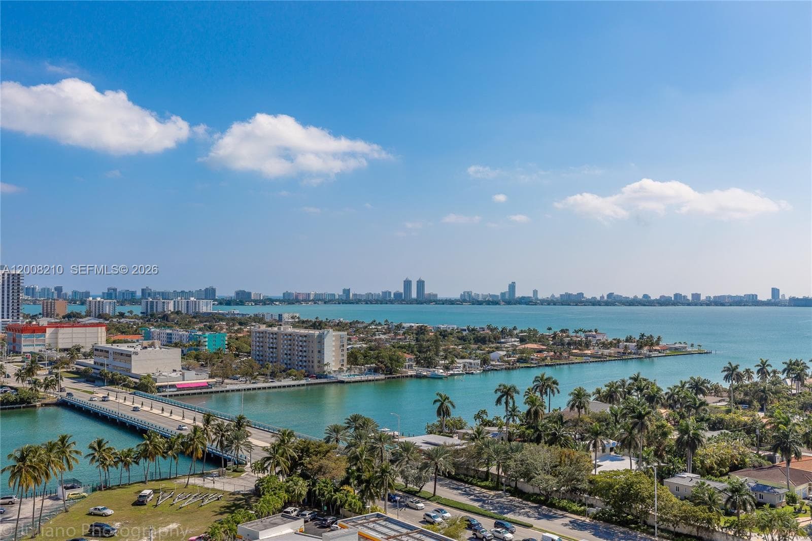7900 Harbor Island Dr, North Bay Village FL 33141 — 2