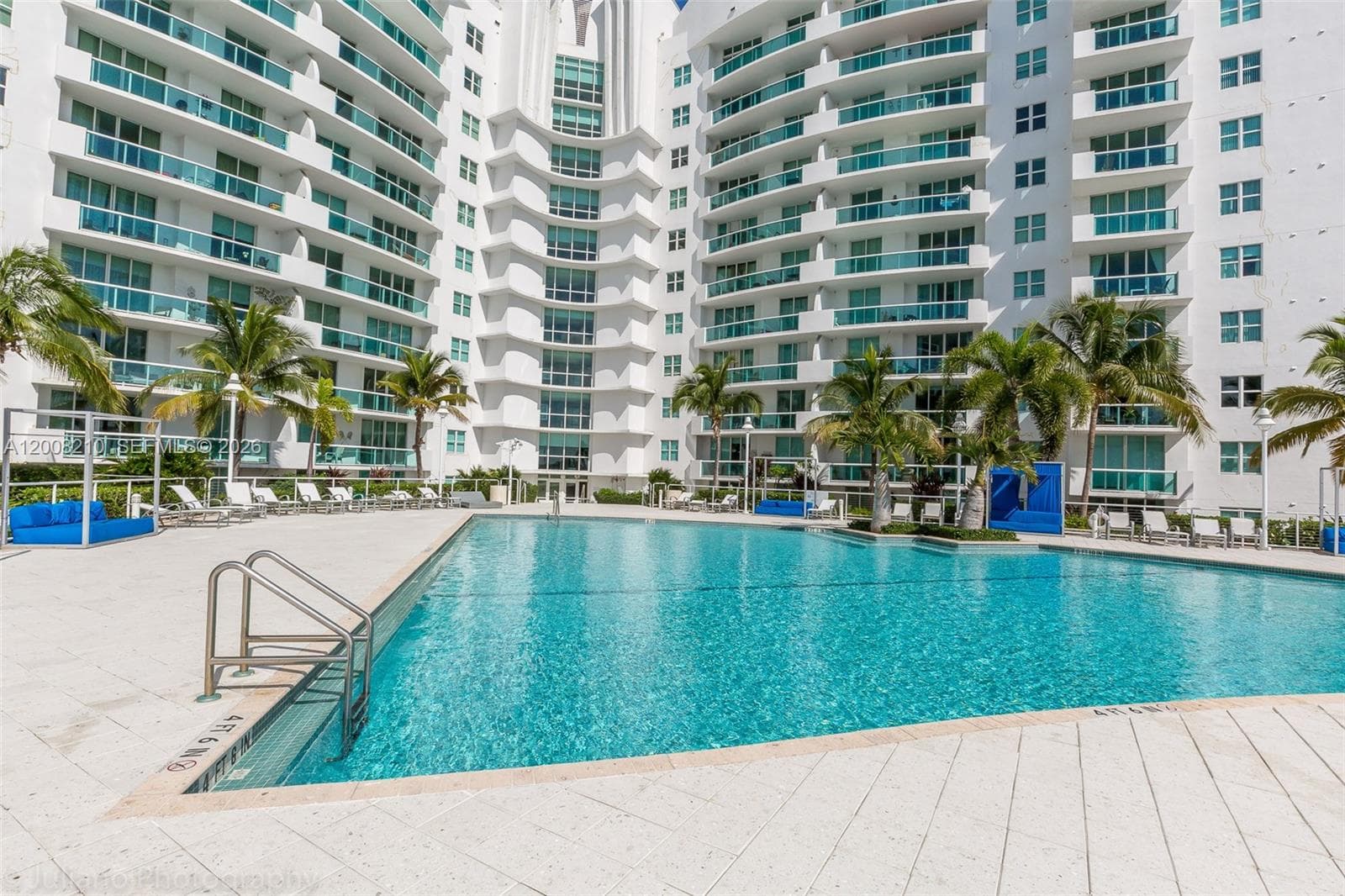 7900 Harbor Island Dr, North Bay Village FL 33141 — 32