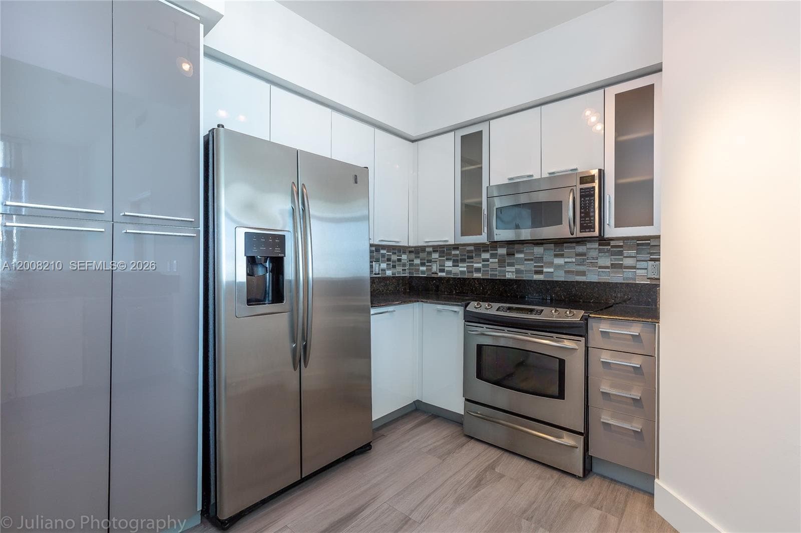 7900 Harbor Island Dr, North Bay Village FL 33141 — 10