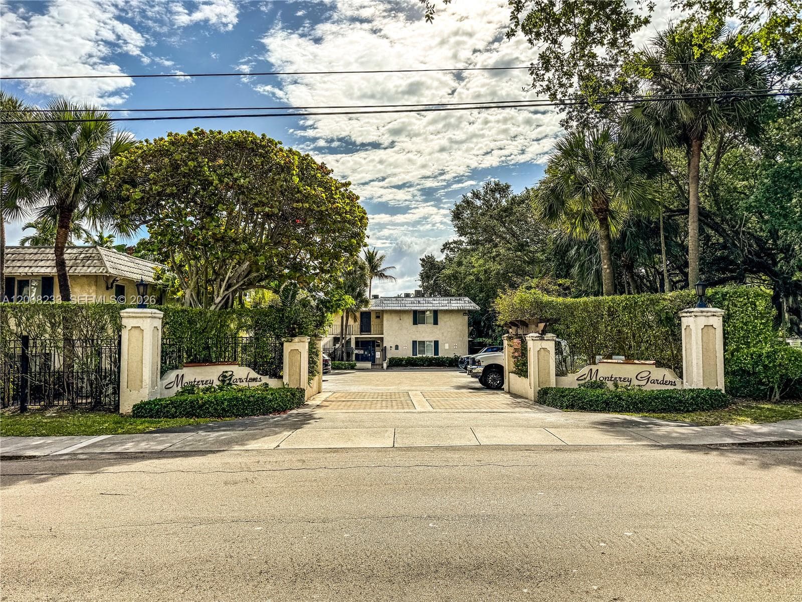 8605 SW 68th Ct # 7, Pinecrest FL 33156 — 1