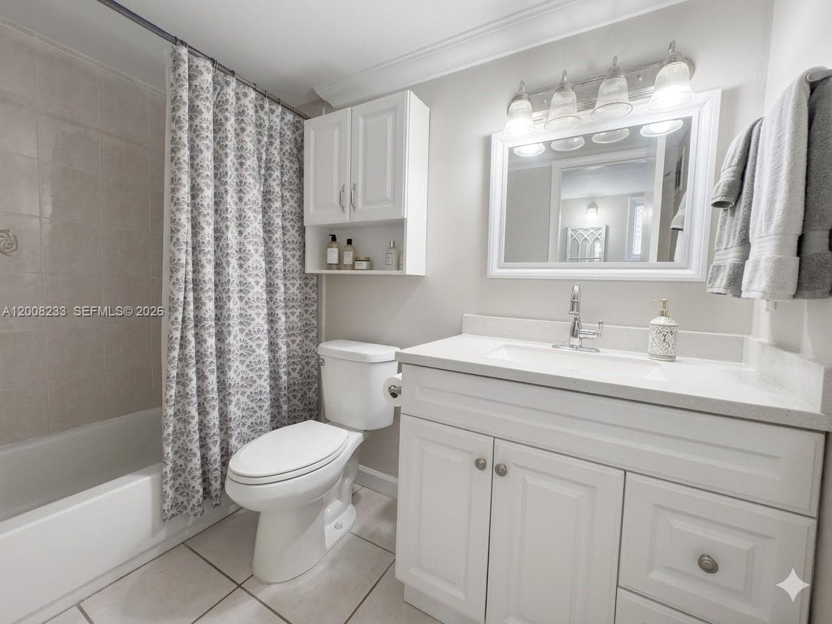 8605 SW 68th Ct # 7, Pinecrest FL 33156 — 5