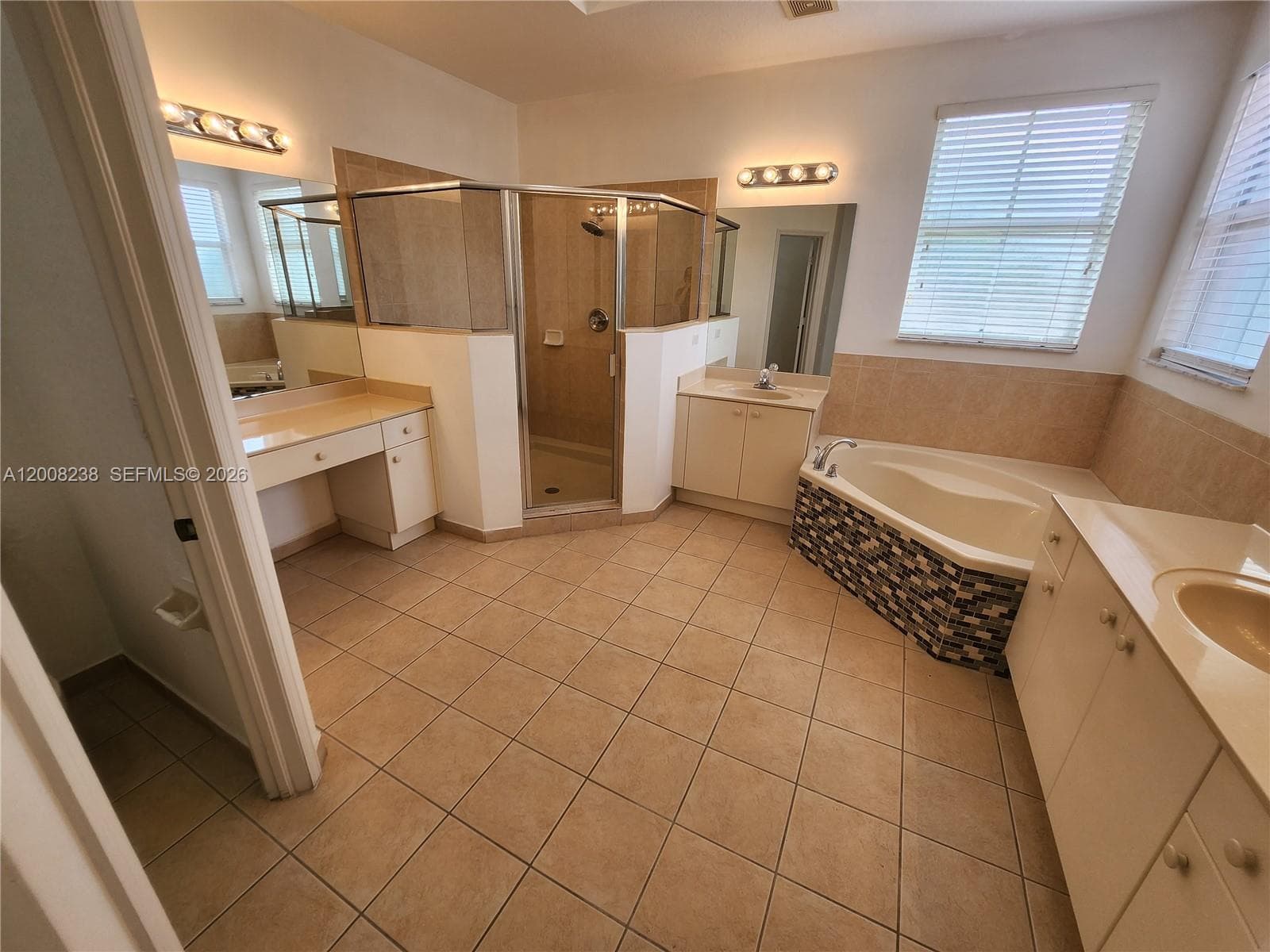 11480 NW 82th Terrace, Doral FL 33178 — 25