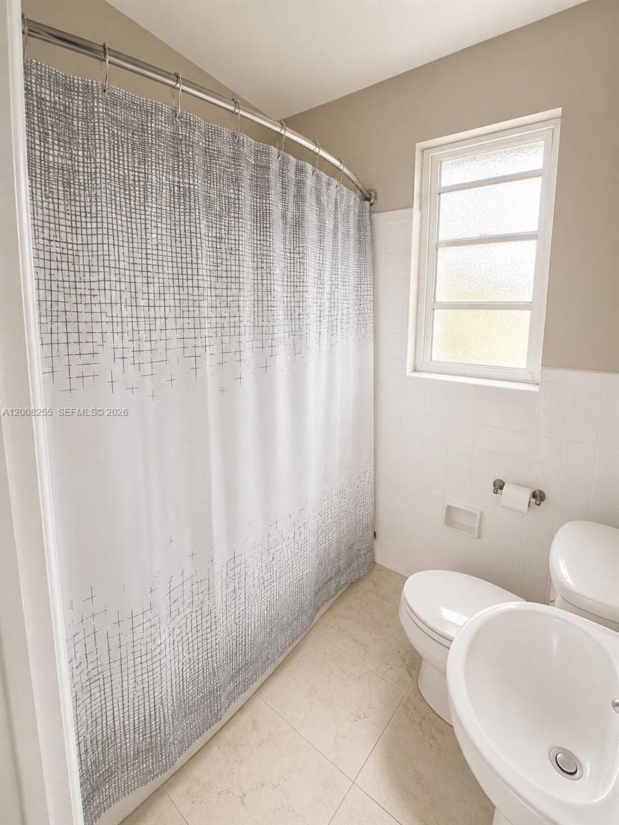 375 SW 19th Ave # 4, Miami FL 33135 — 8