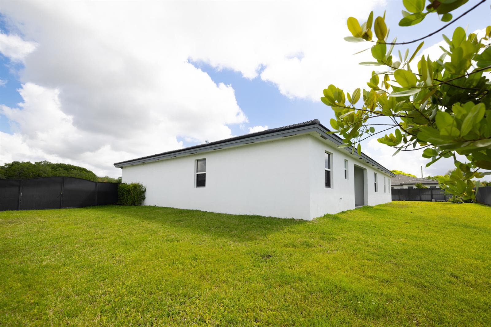 16910 SW 288th Terrace, Homestead FL 33030 — 17