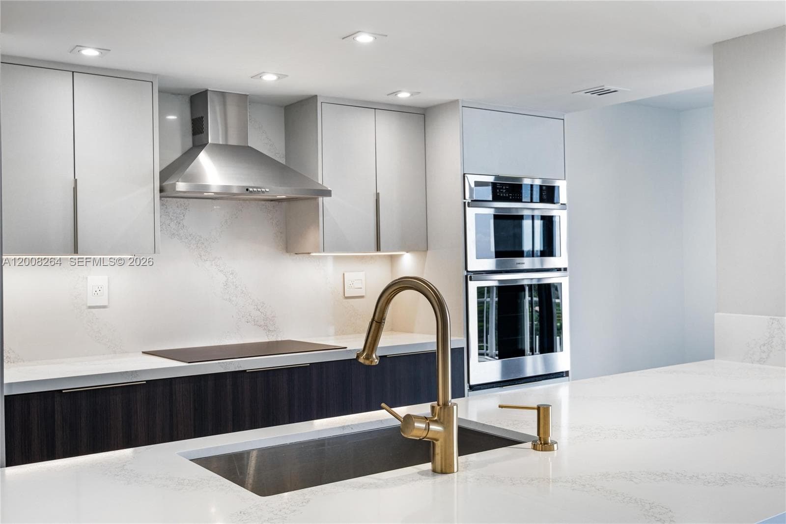 2000 Towerside Ter # 1506, Miami FL 33138 — 13