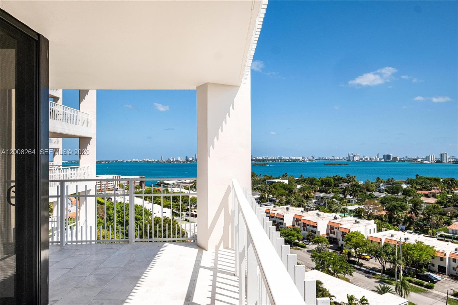 2000 Towerside Ter # 1506, Miami FL 33138 — 28
