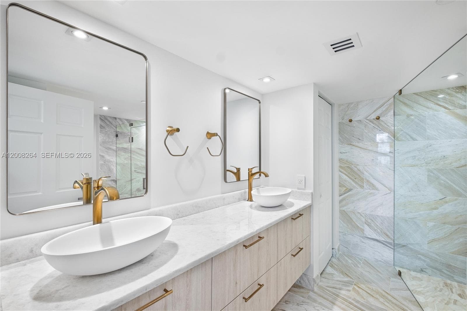 2000 Towerside Ter # 1506, Miami FL 33138 — 38
