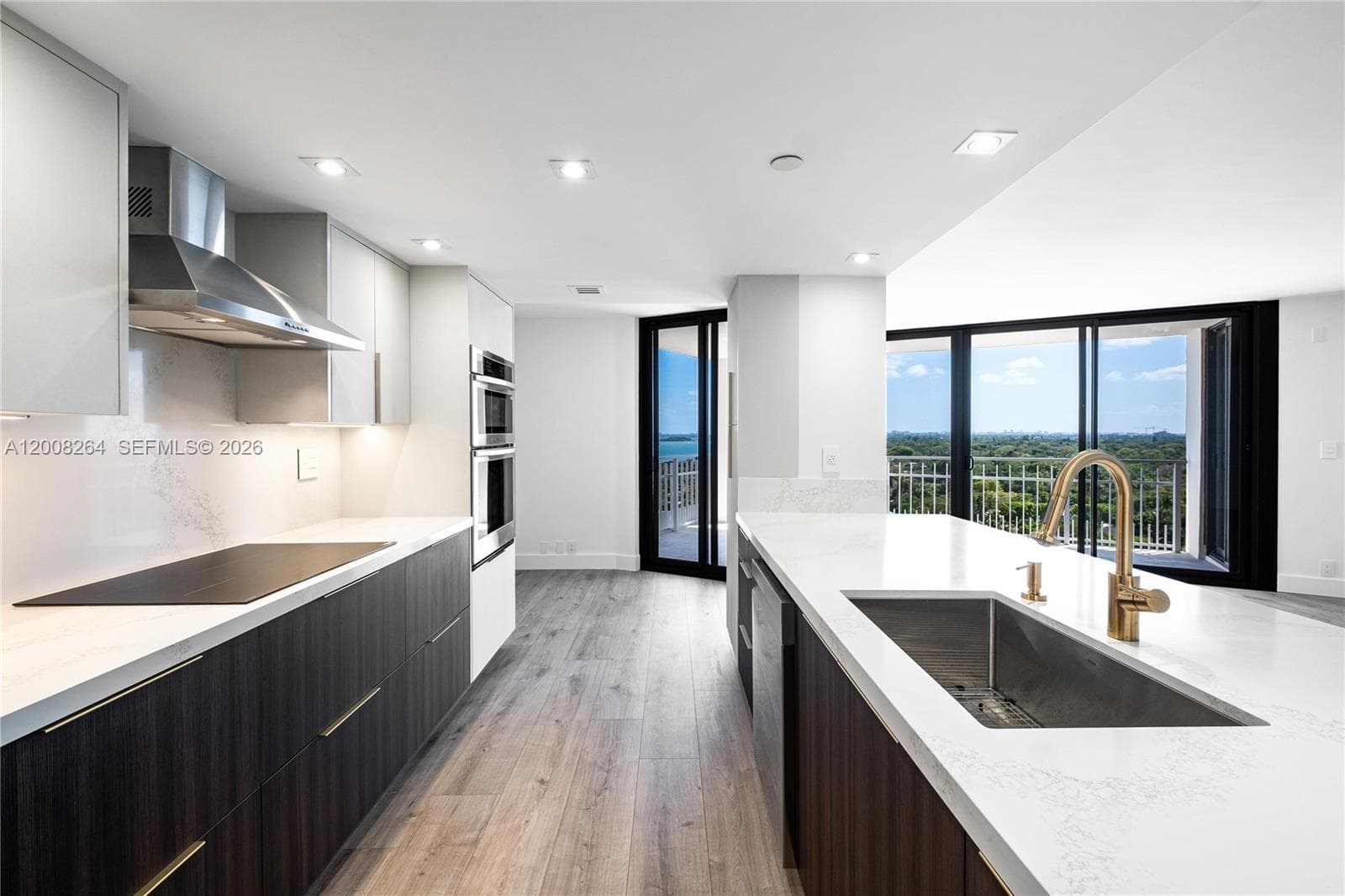 2000 Towerside Ter # 1506, Miami FL 33138 — 10