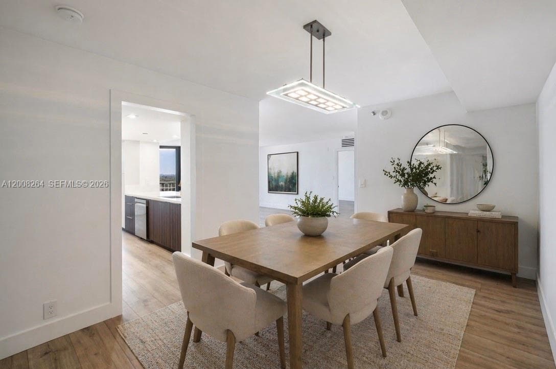 2000 Towerside Ter # 1506, Miami FL 33138 — 18