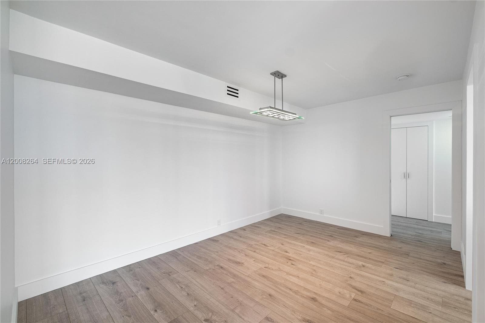 2000 Towerside Ter # 1506, Miami FL 33138 — 15
