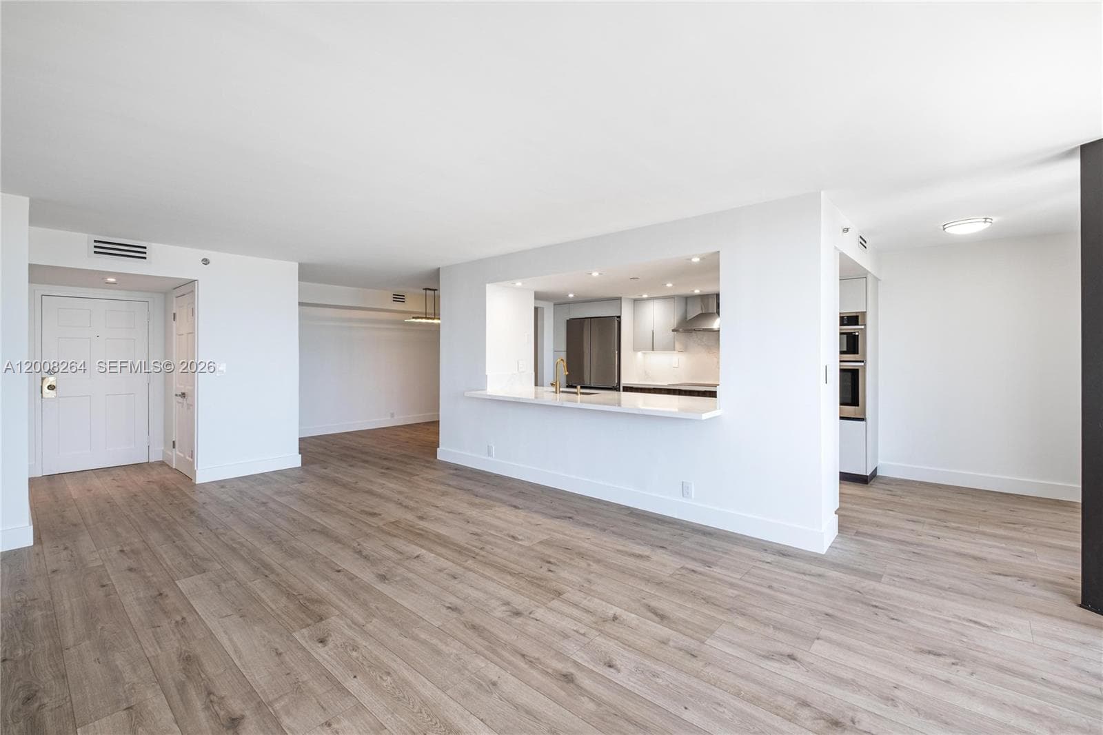 2000 Towerside Ter # 1506, Miami FL 33138 — 19