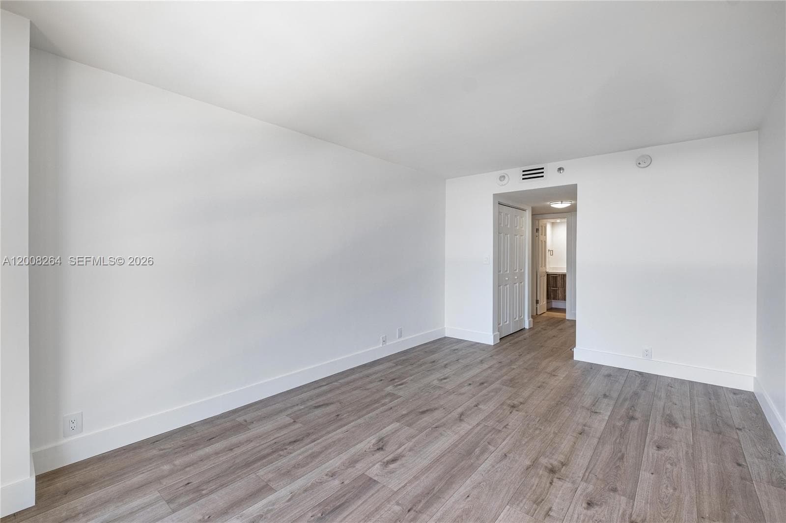2000 Towerside Ter # 1506, Miami FL 33138 — 44