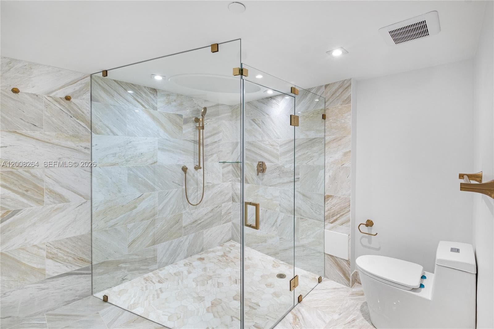 2000 Towerside Ter # 1506, Miami FL 33138 — 39