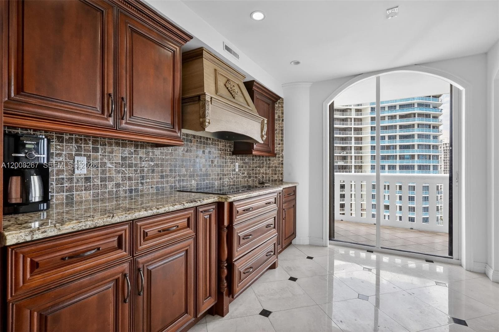 3000 Island Blvd # 2305, Aventura FL 33160 — 18