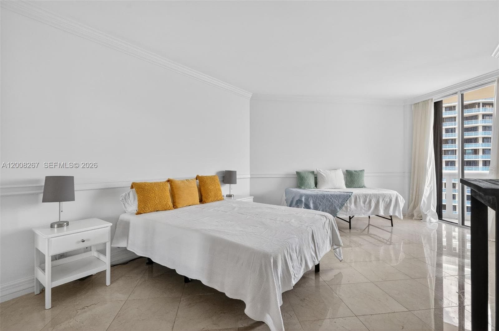 3000 Island Blvd # 2305, Aventura FL 33160 — 31