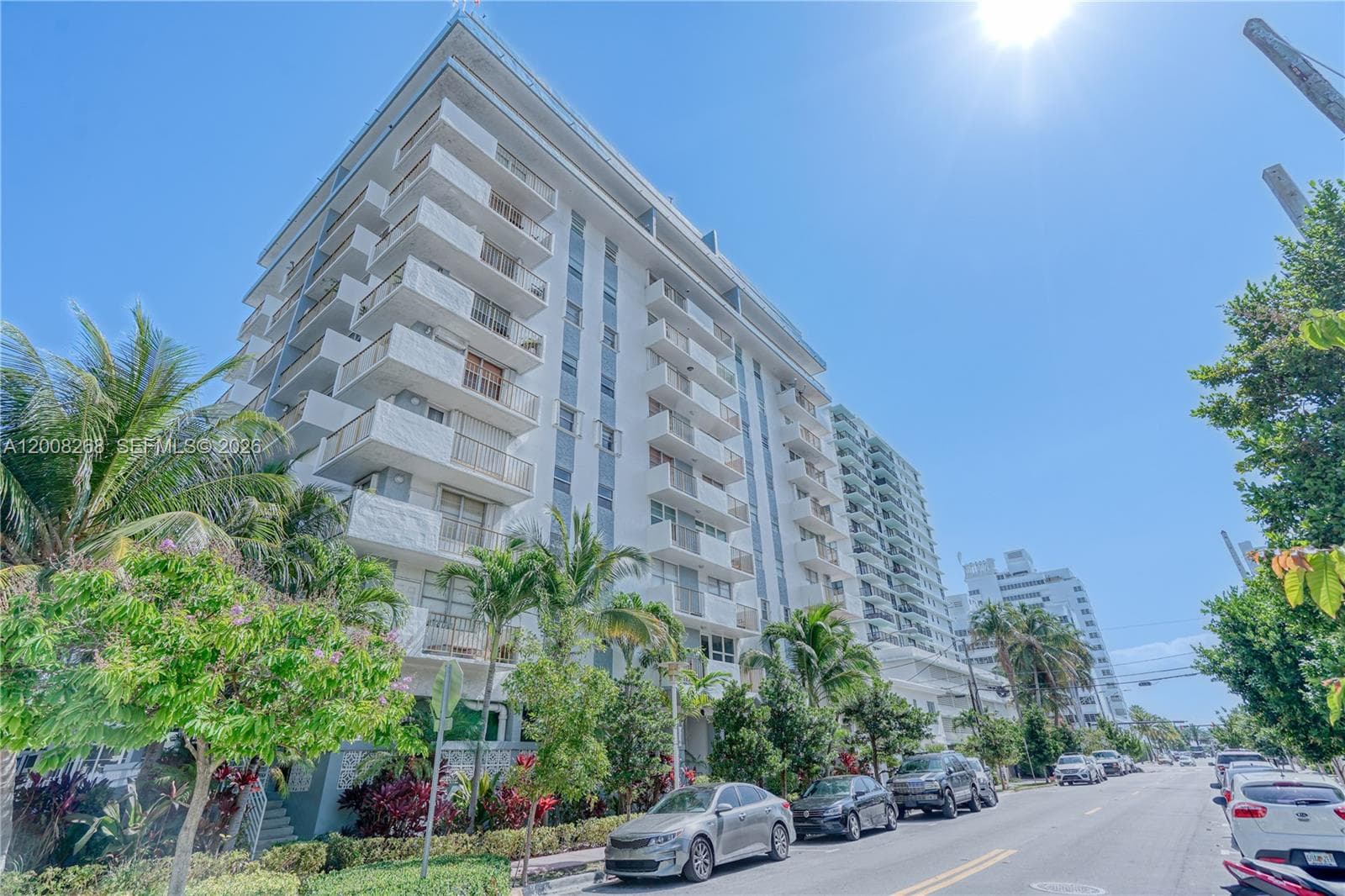 245 18th St # 605, Miami Beach FL 33139 — 30