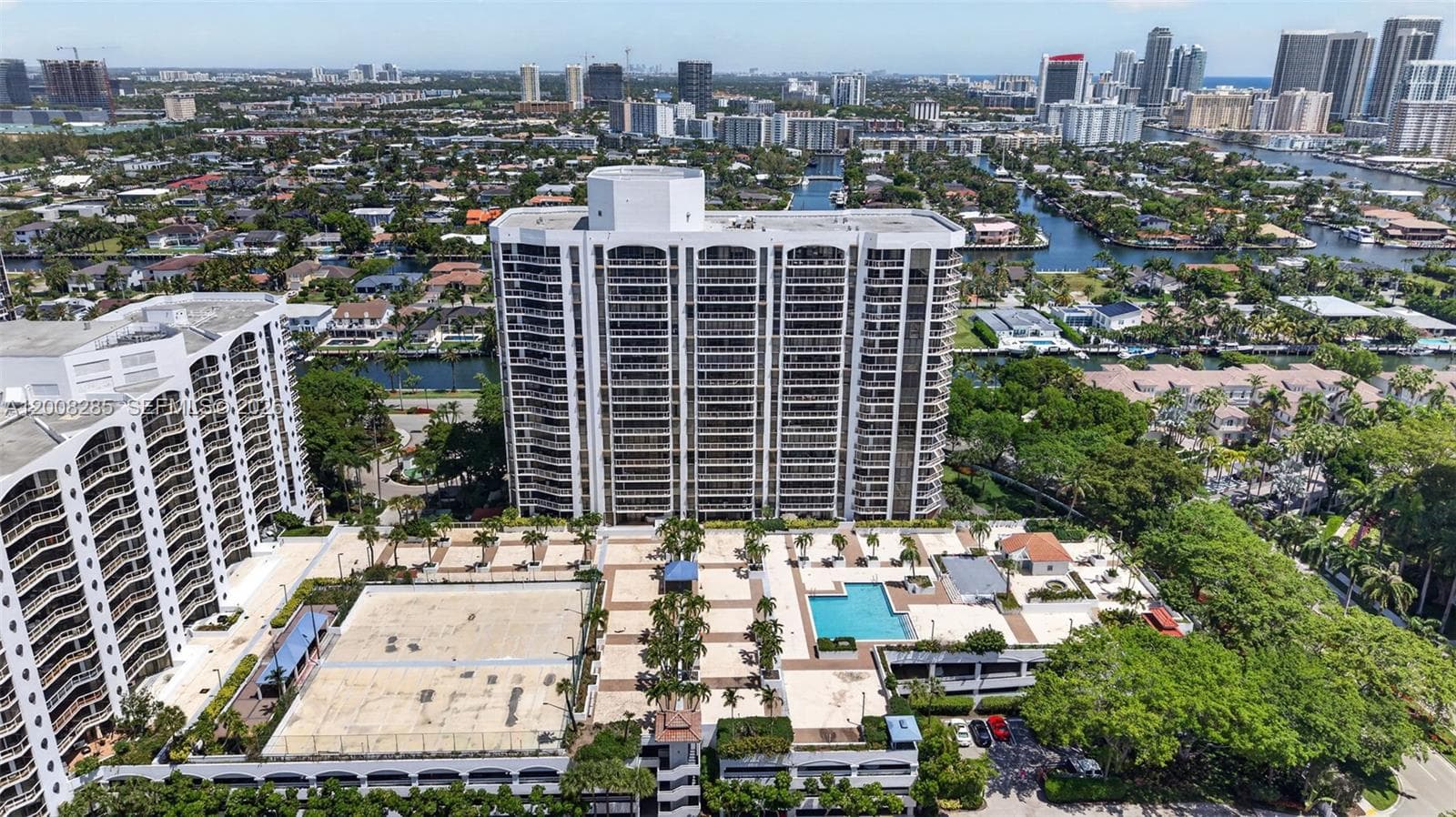 3640 Yacht Club Dr # 1602, Aventura FL 33180 — 56