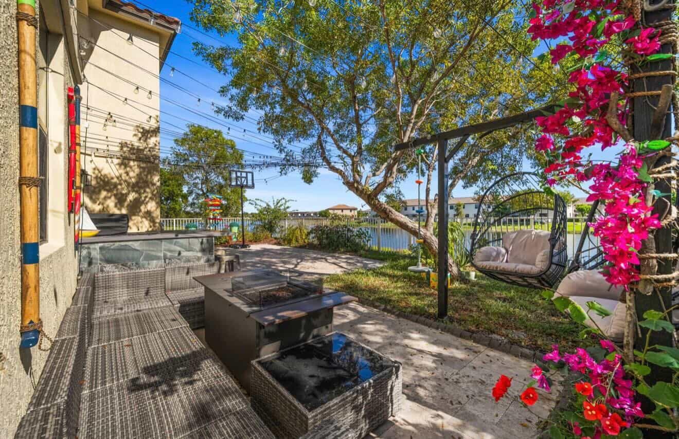 9331 W 35th Avenue, Hialeah FL 33018 — 34