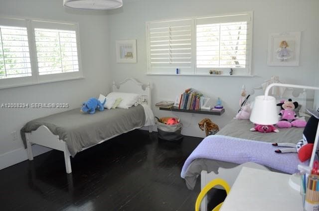 173 S Shore Dr S, Miami FL 33133 — 16