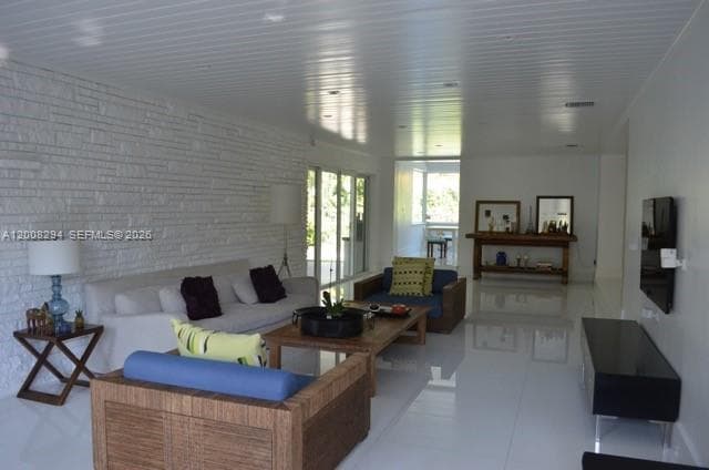 173 S Shore Dr S, Miami FL 33133 — 5