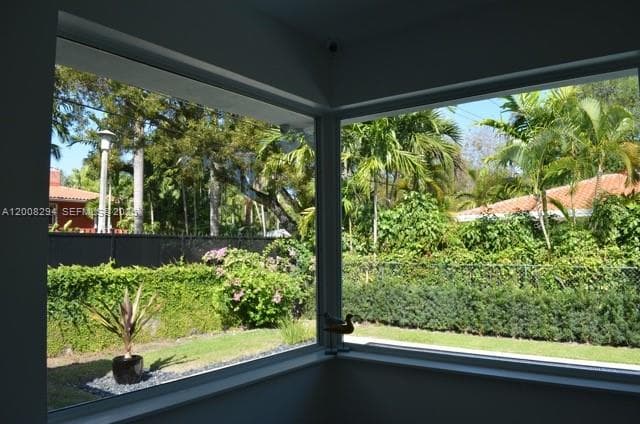173 S Shore Dr S, Miami FL 33133 — 9