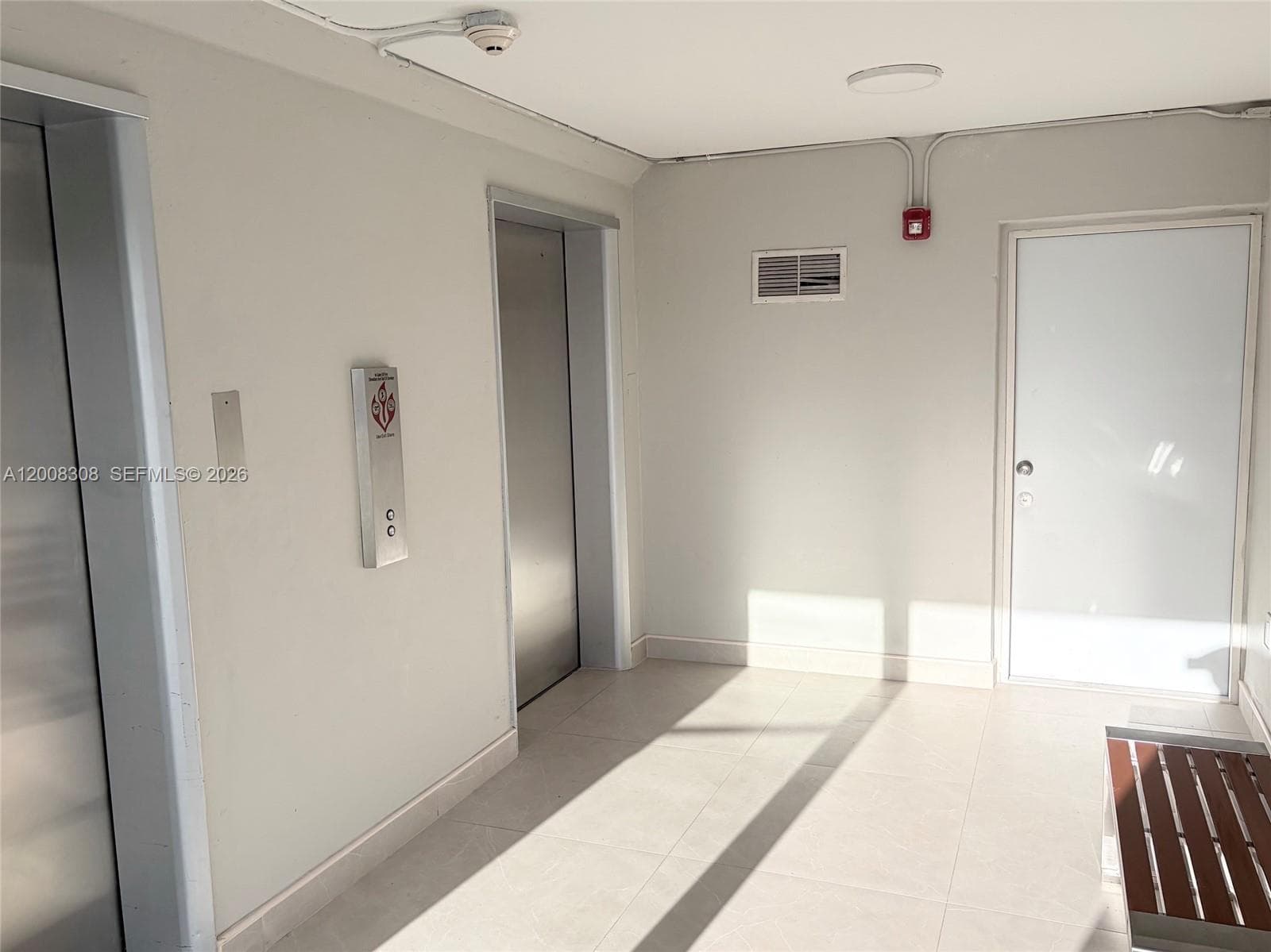 1780 NE 191st St # 2, Miami FL 33179 — 25