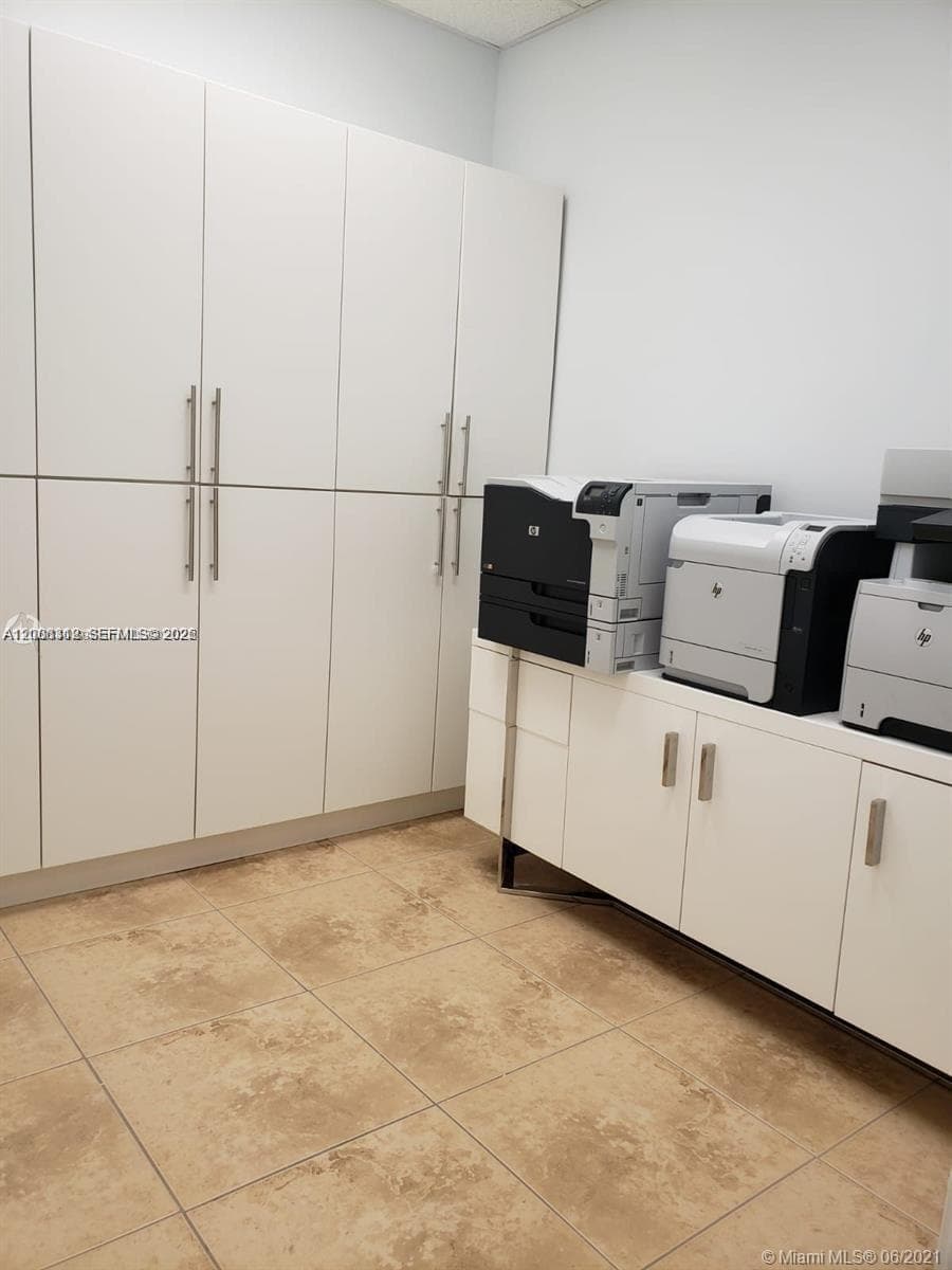5801 NW 151st St # 101, Miami Lakes FL 33014 — 7