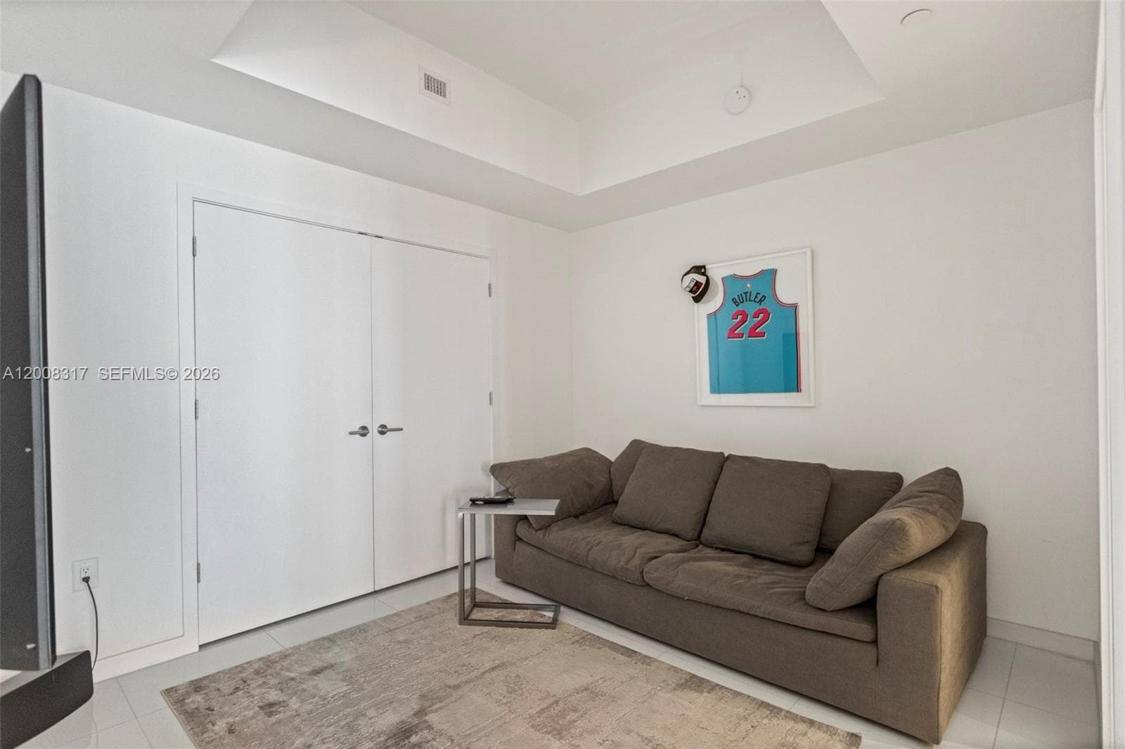 851 NE 1st Ave # 3707, Miami FL 33132 — 19