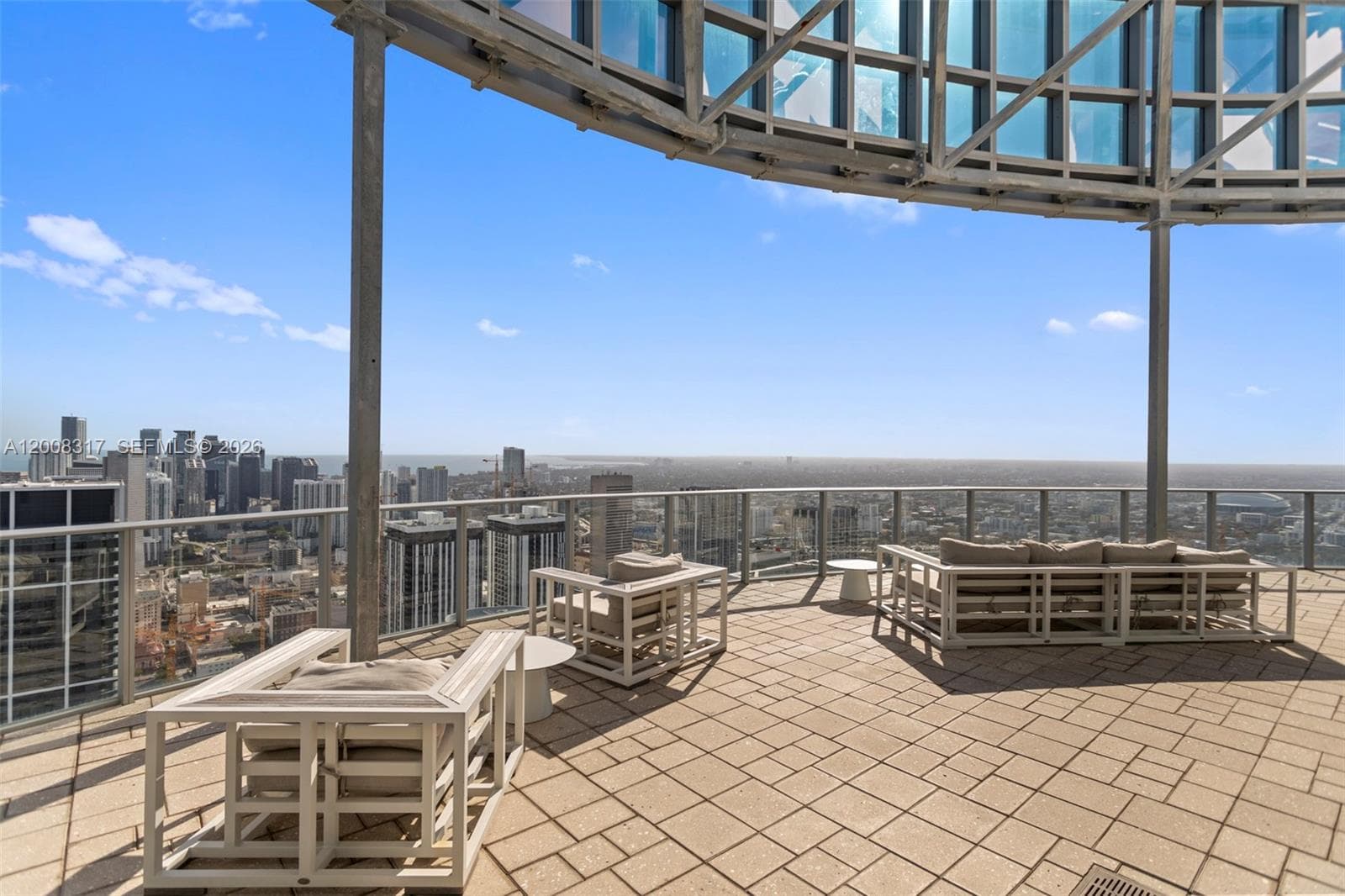 851 NE 1st Ave # 3707, Miami FL 33132 — 25