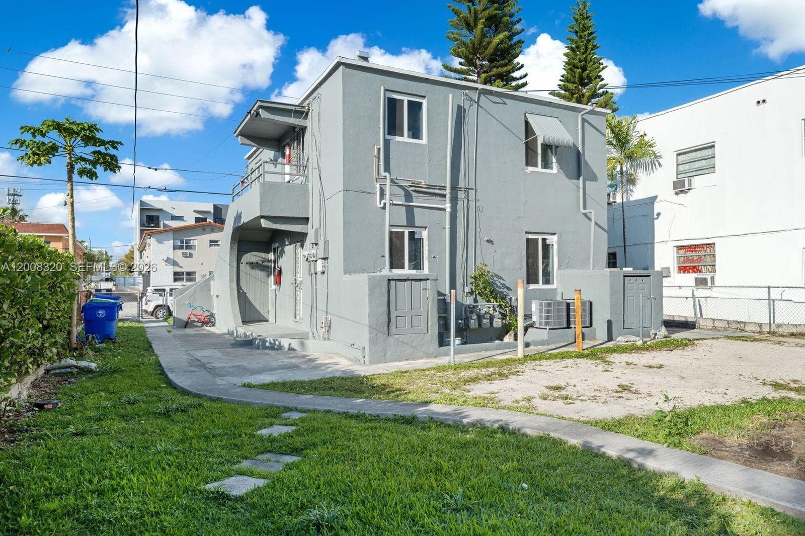 842 SW 3rd St, Miami FL 33130 — 4