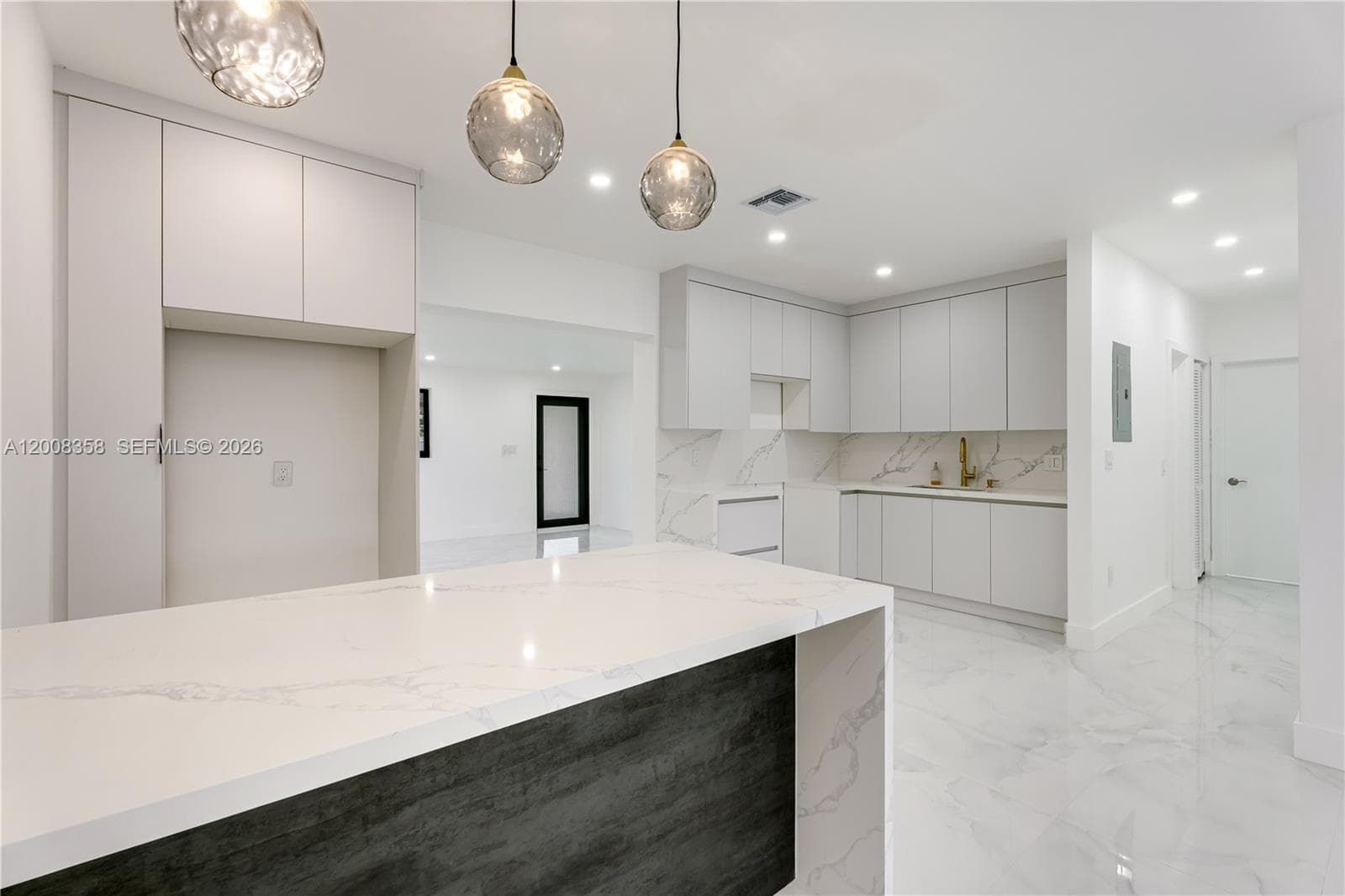 851 W 35th St, Hialeah FL 33012 — 6
