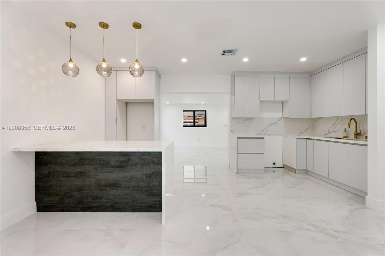 851 W 35th St, Hialeah FL 33012 — 5